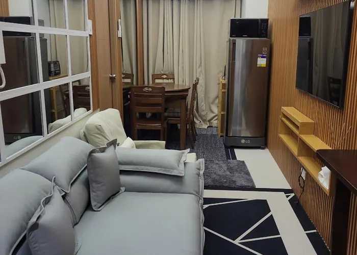 Chum And Buddy Haven Guest house Manila